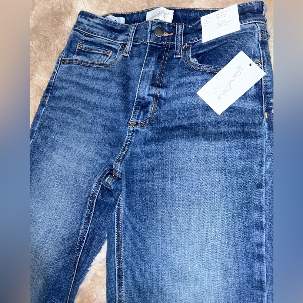 NWT Universal Thread Highrise Everyday Skinny Jea… - image 4